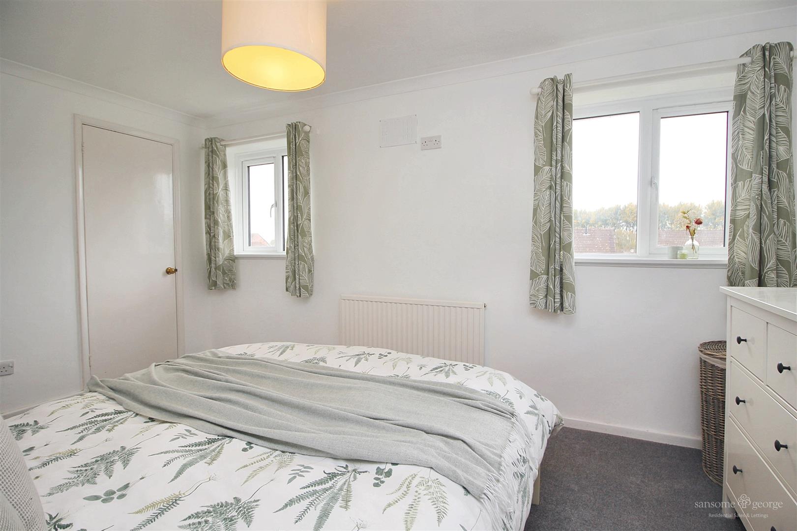 Ashampstead Road, Southcote, Reading